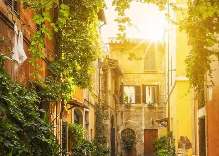 Lovely In The Heart Of Trastevere *